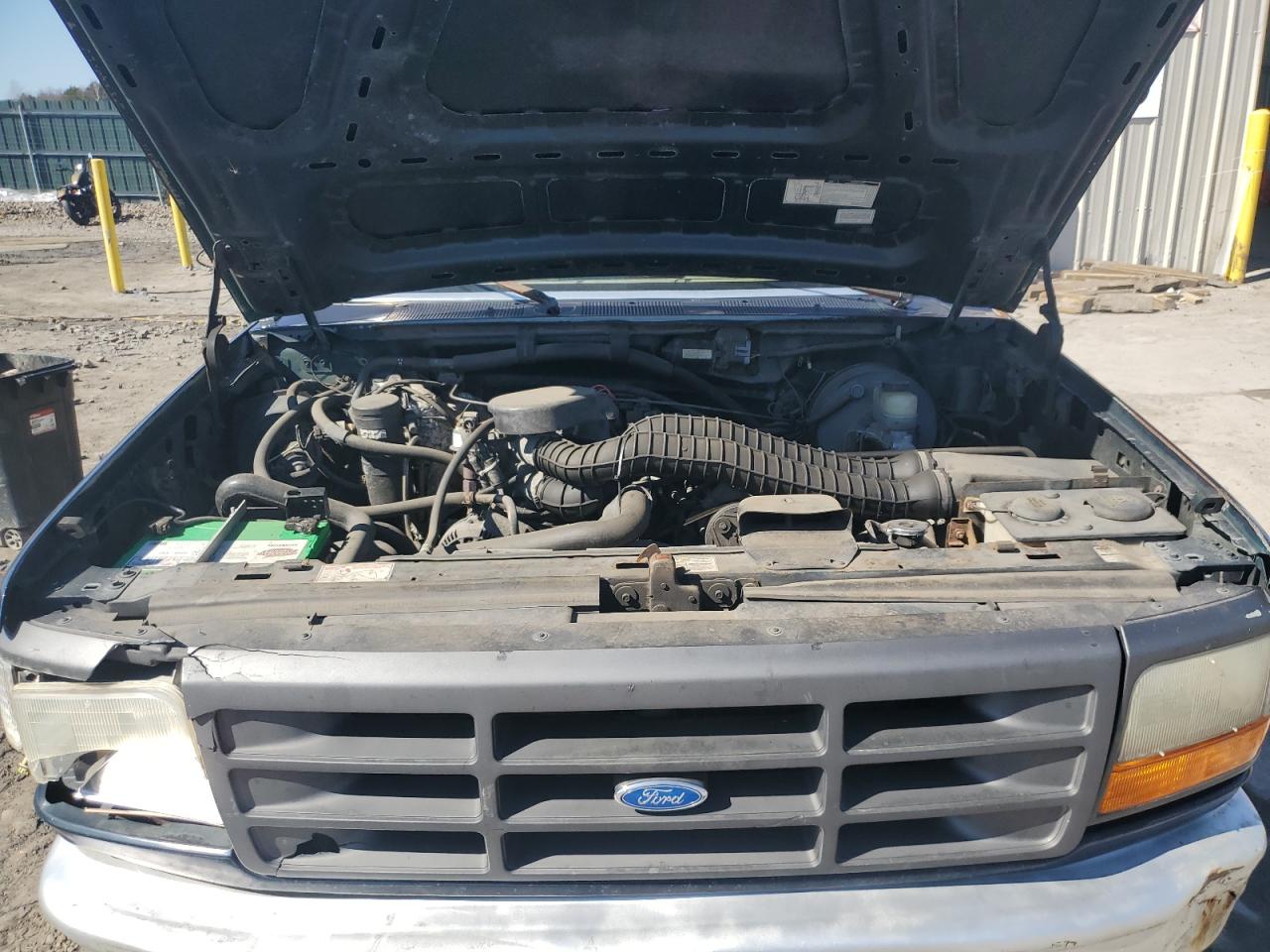 1995 Ford F250 - Image 11