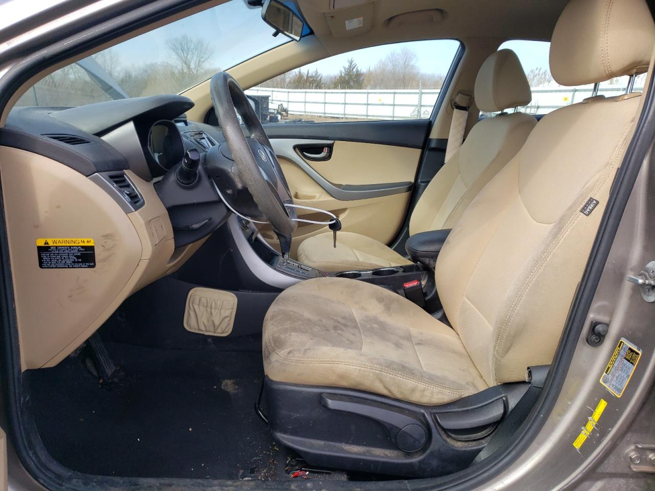 2013 Hyundai Elantra - Image 7