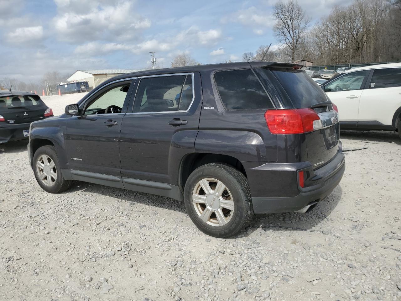 2016 GMC Terrain - Image 2