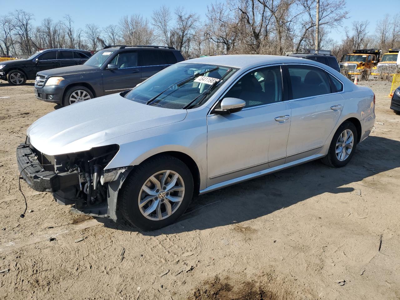 2017 Volkswagen Passat - Image 1