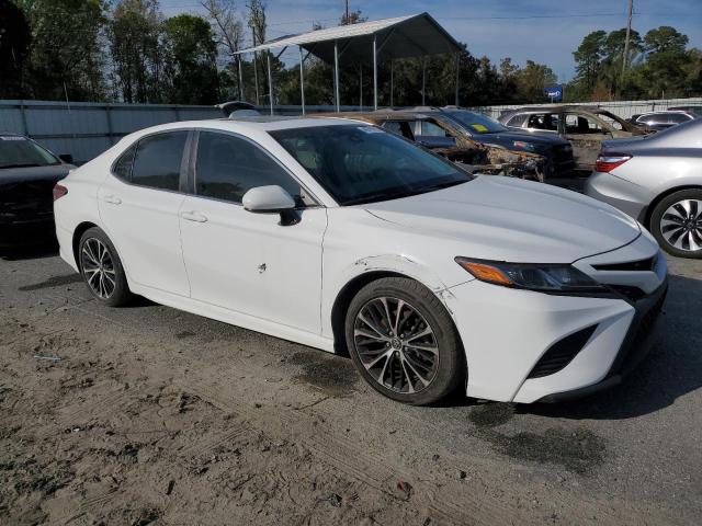  TOYOTA CAMRY 2018 Biały