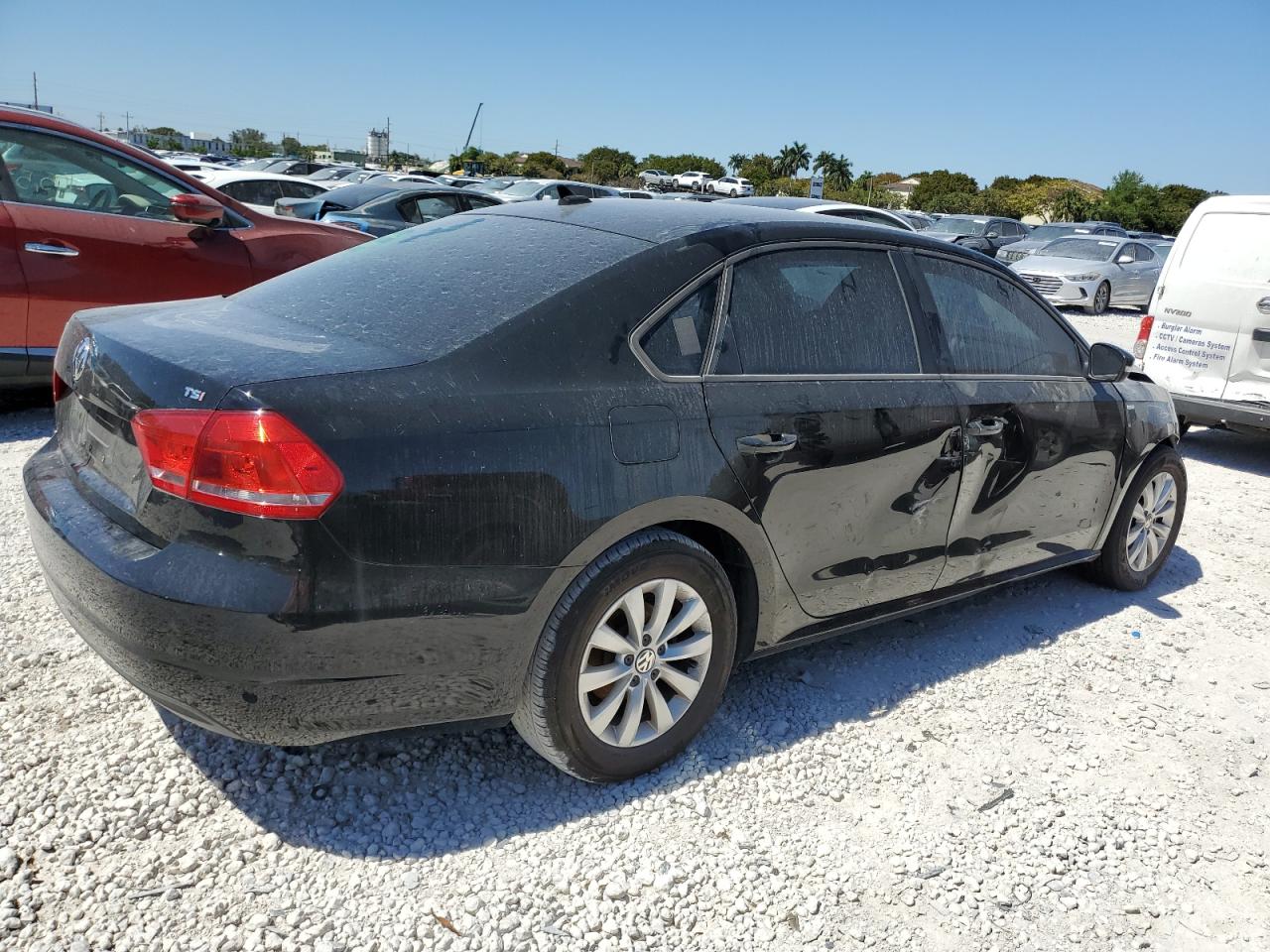 2015 Volkswagen Passat - Image 3