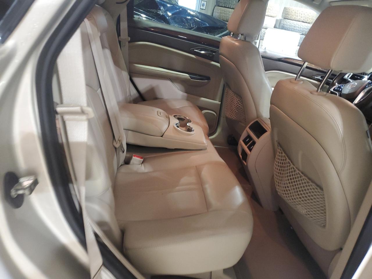 2014 Cadillac SRX - Image 11