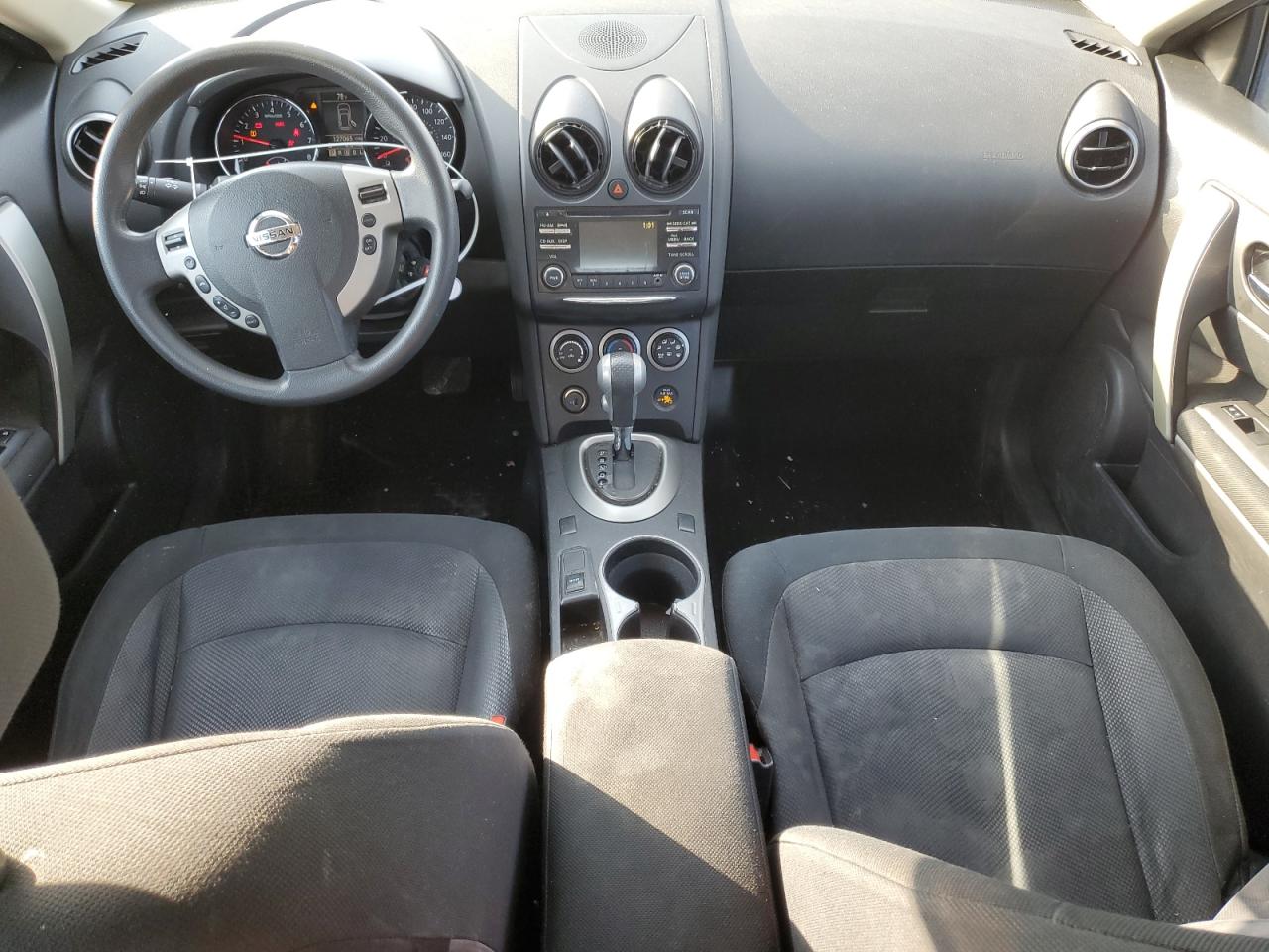 2014 Nissan Rogue - Image 8