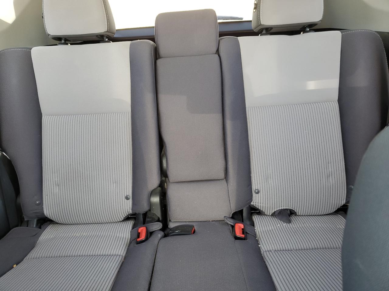 2014 Toyota RAV 4 - Image 10
