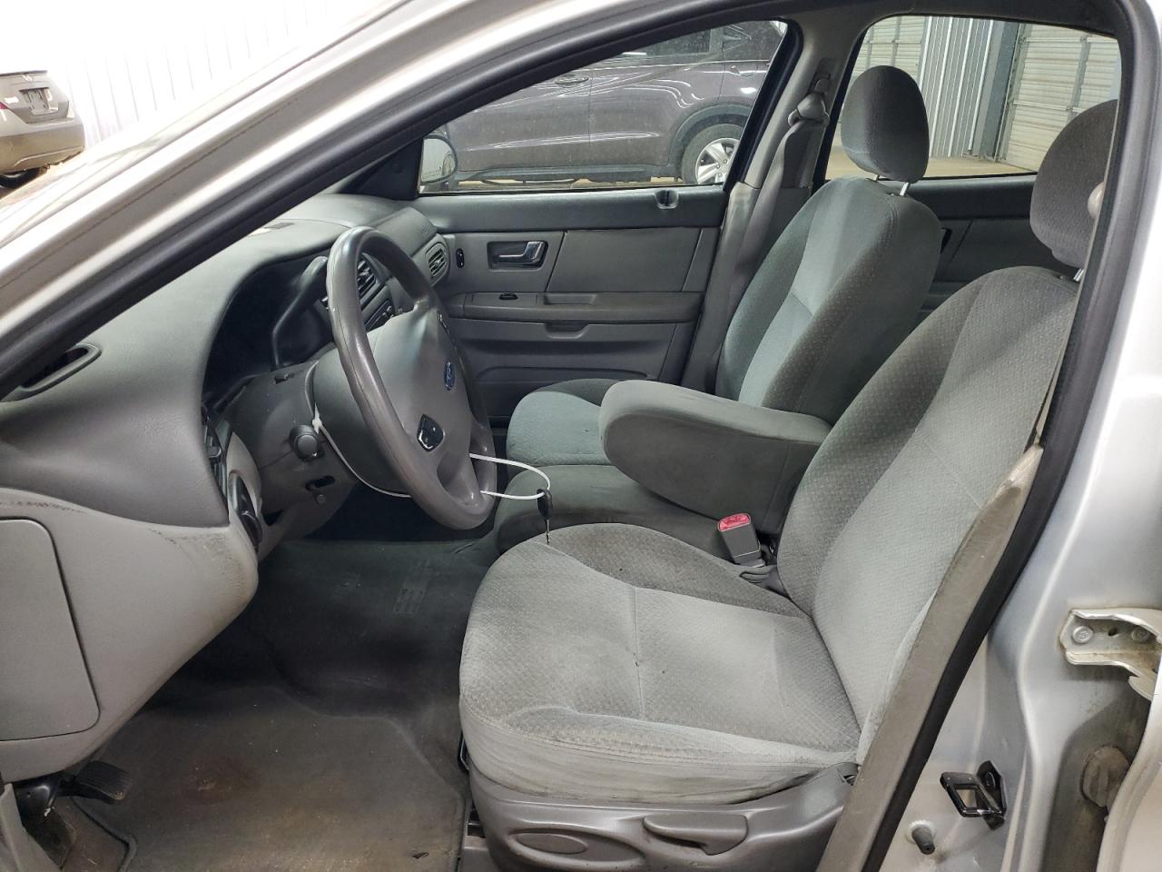 2002 Ford Taurus - Image 7