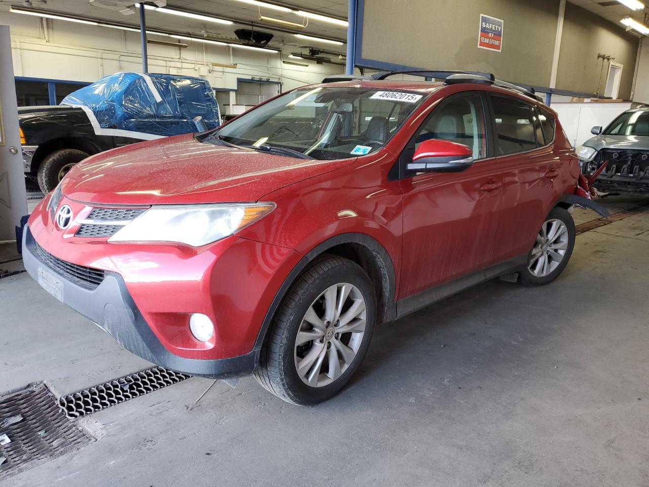 2015 Toyota RAV 4 - Image 1