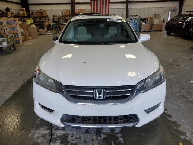 Sedans HONDA ACCORD 2013 Biały