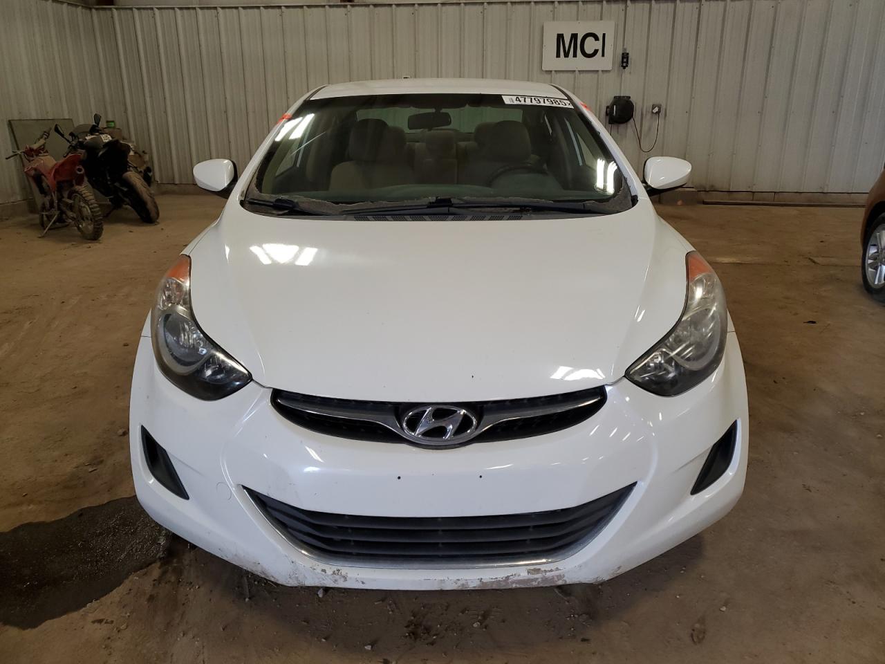 2013 Hyundai Elantra - Image 5