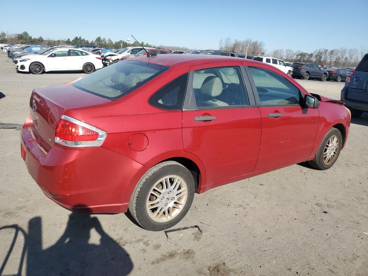 2010 Ford Focus - Image 3