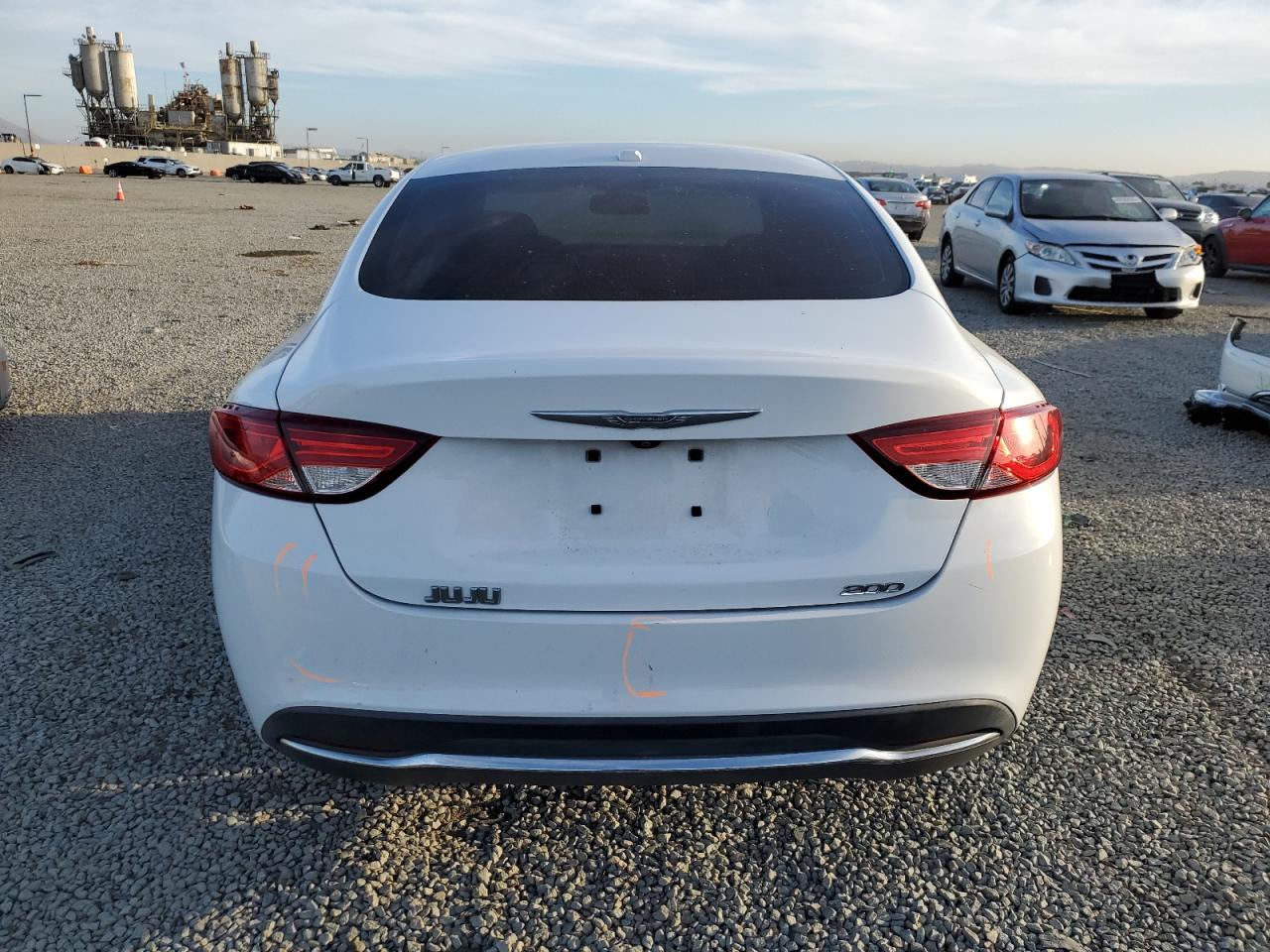 2015 Chrysler 200 - Image 6