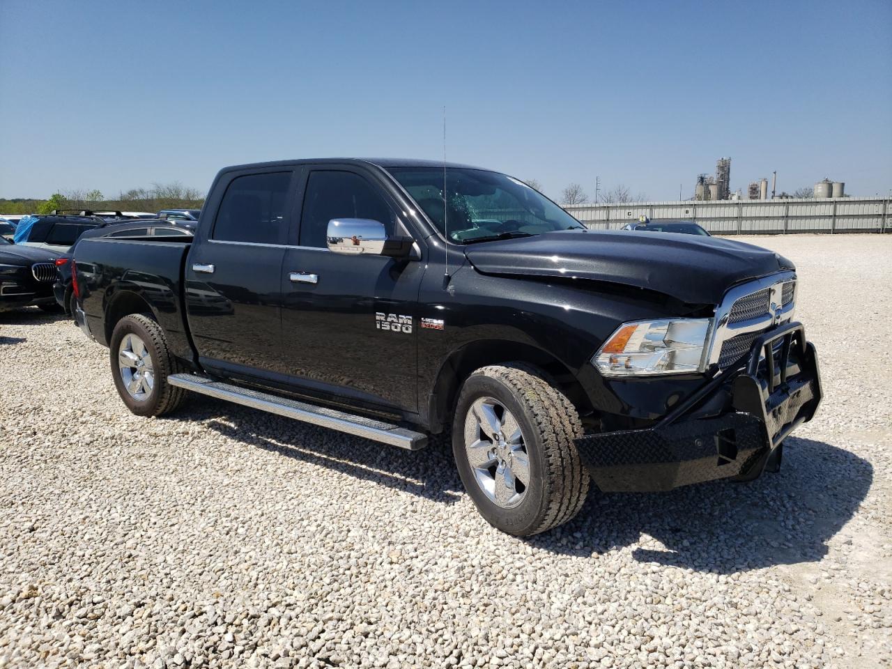 2017 RAM 1500 - Image 4