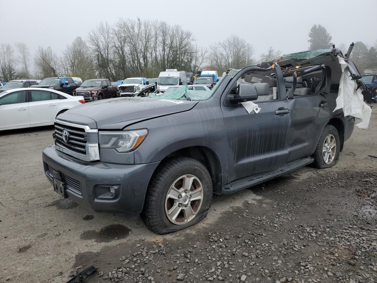 2018 Toyota Sequoia Sr5 for Sale in Portland, OR - All Over