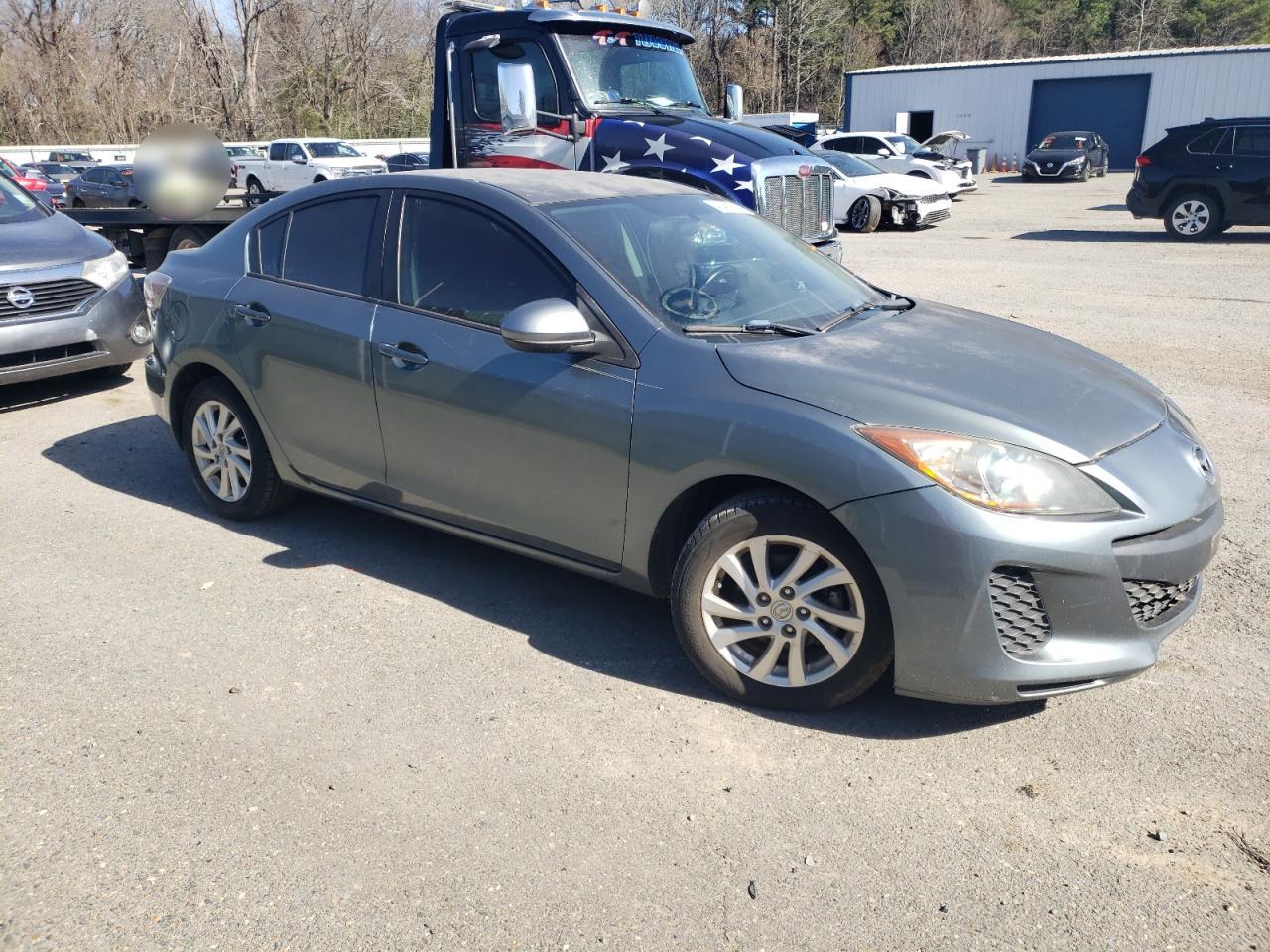2012 Mazda 3 - Image 4