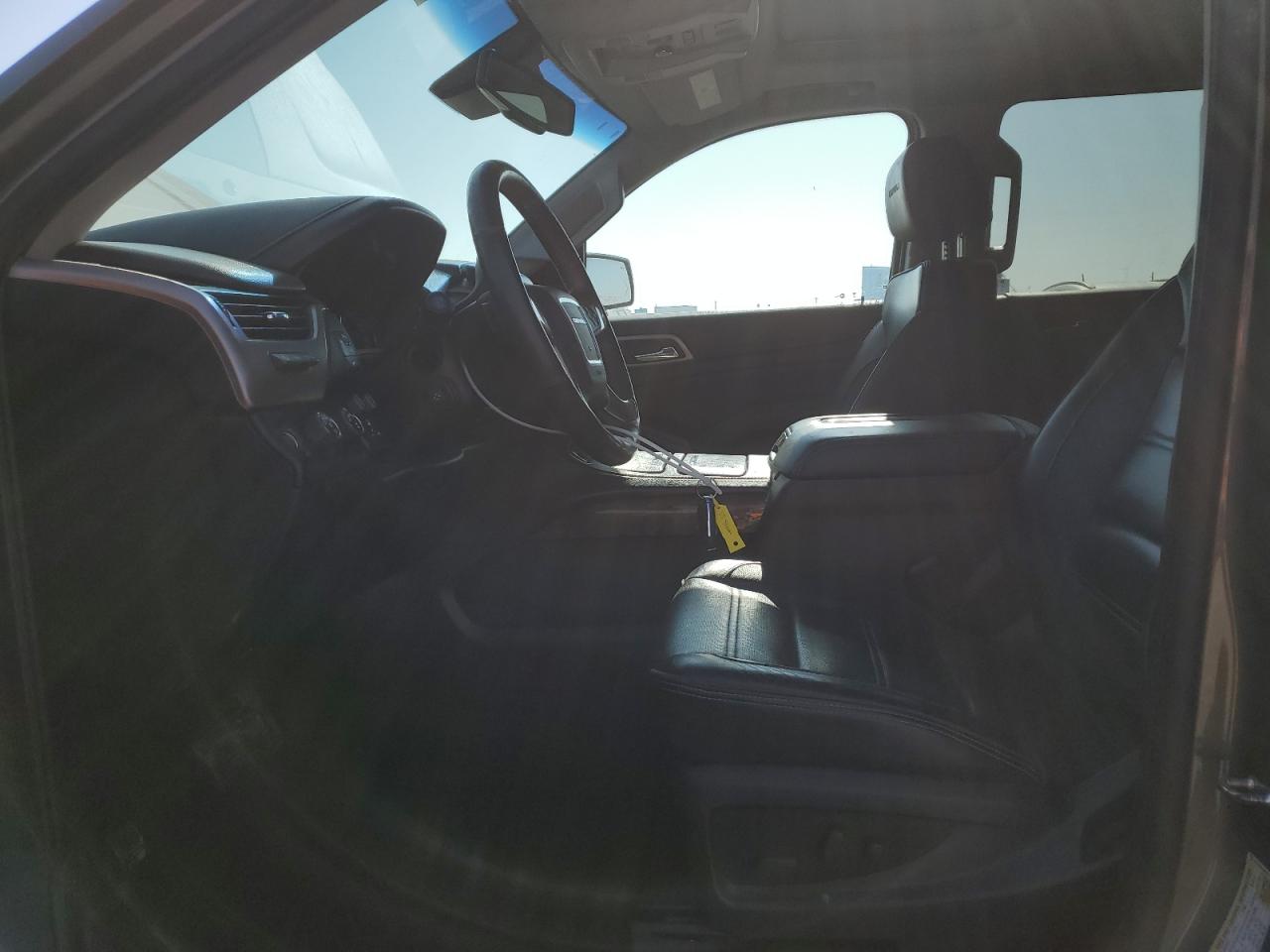 2017 GMC Yukon - Image 7