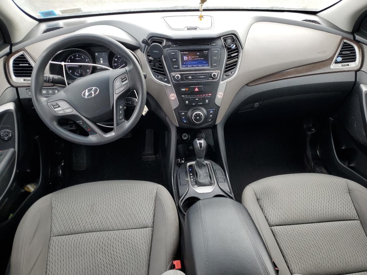 2018 Hyundai Santa Fe - Image 8