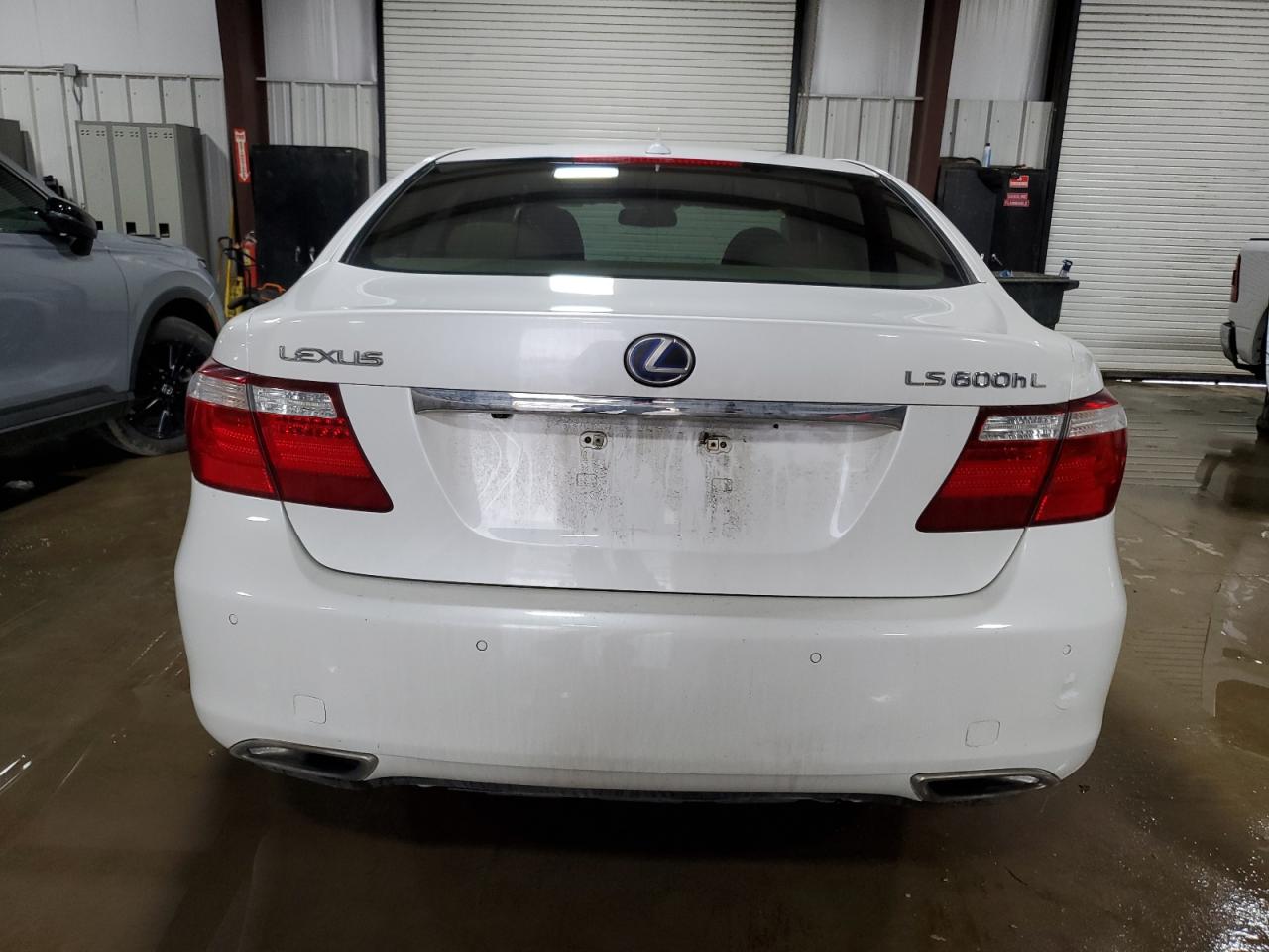 2008 Lexus LS - Image 6