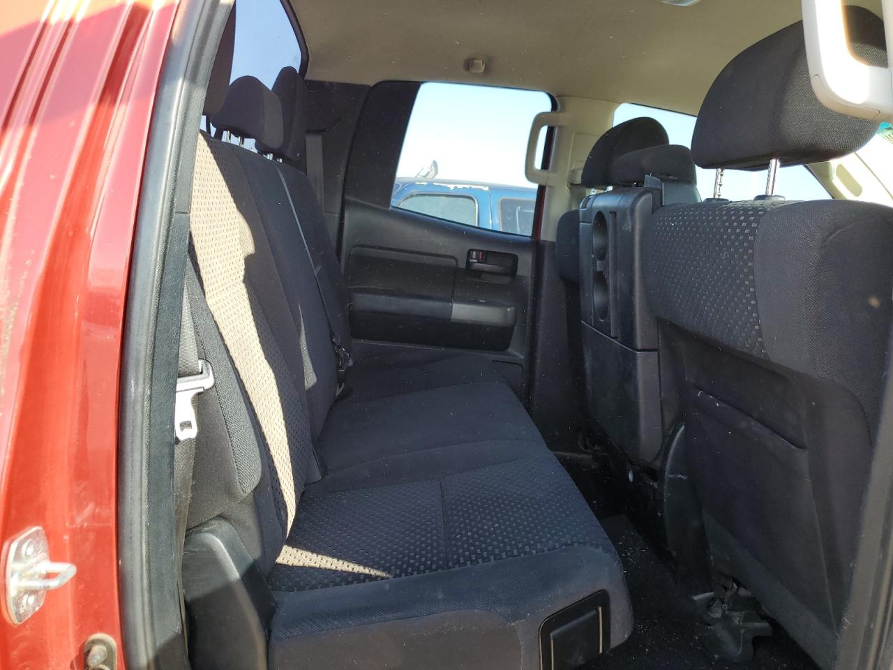 2013 Toyota Tundra - Image 10
