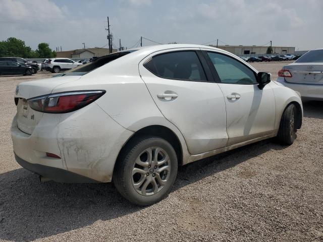  TOYOTA YARIS 2018 White