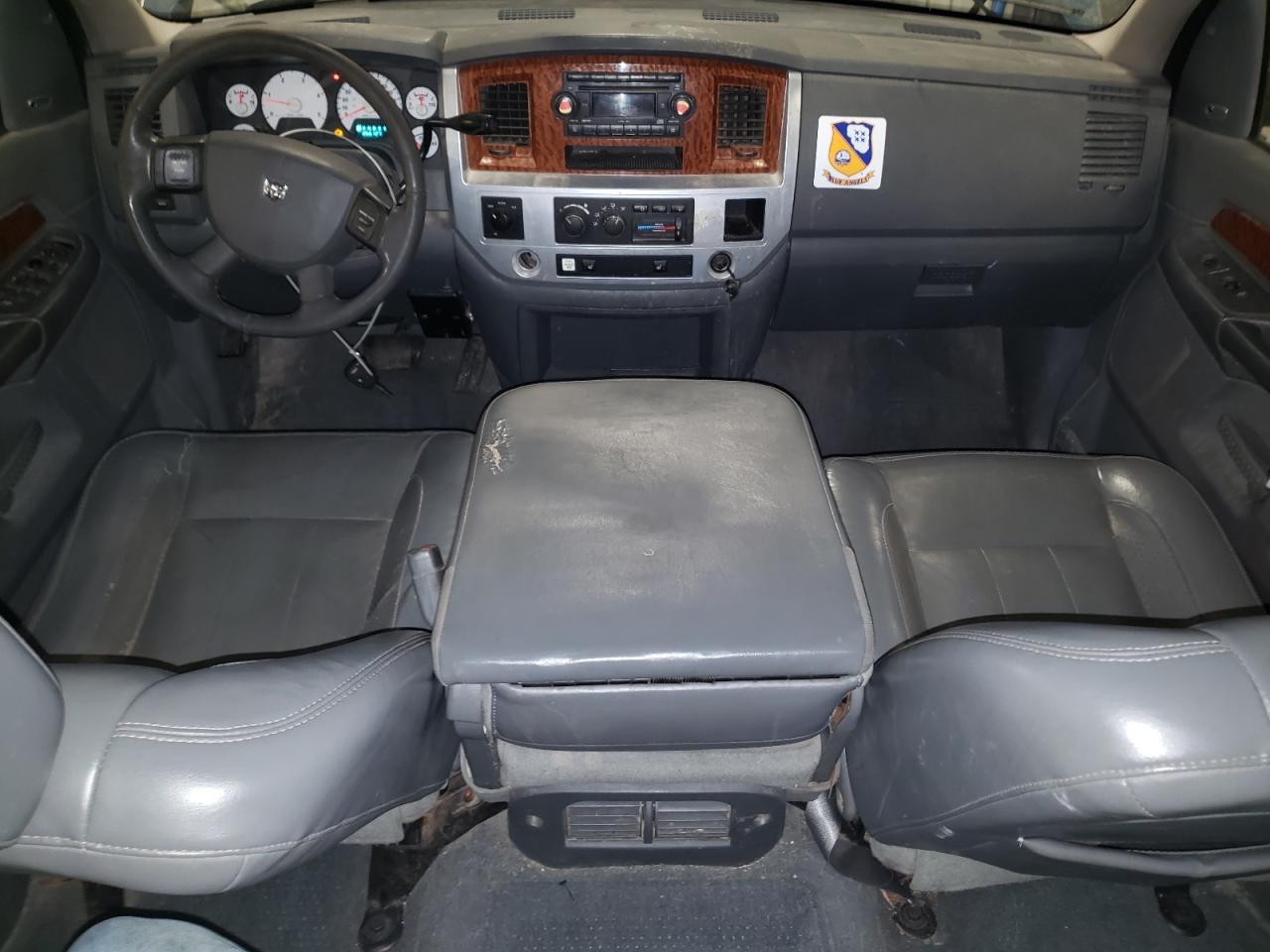 2006 Dodge RAM - Image 8