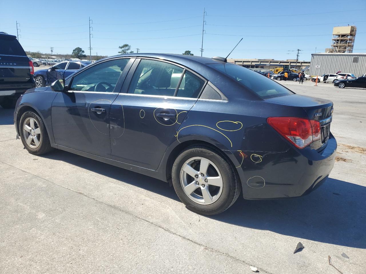 2015 Chevrolet Cruze - Image 2