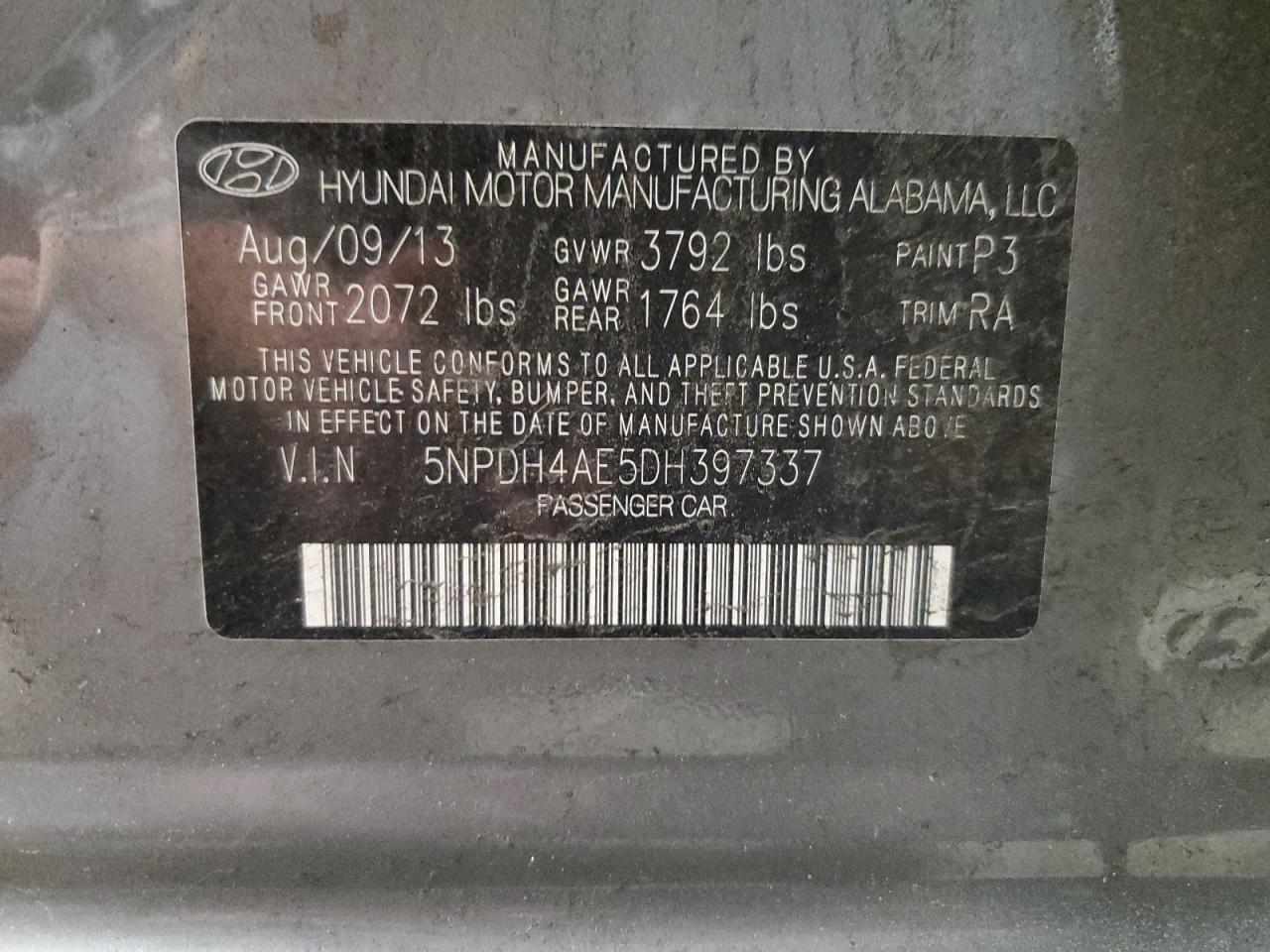 2013 Hyundai Elantra - Image 12