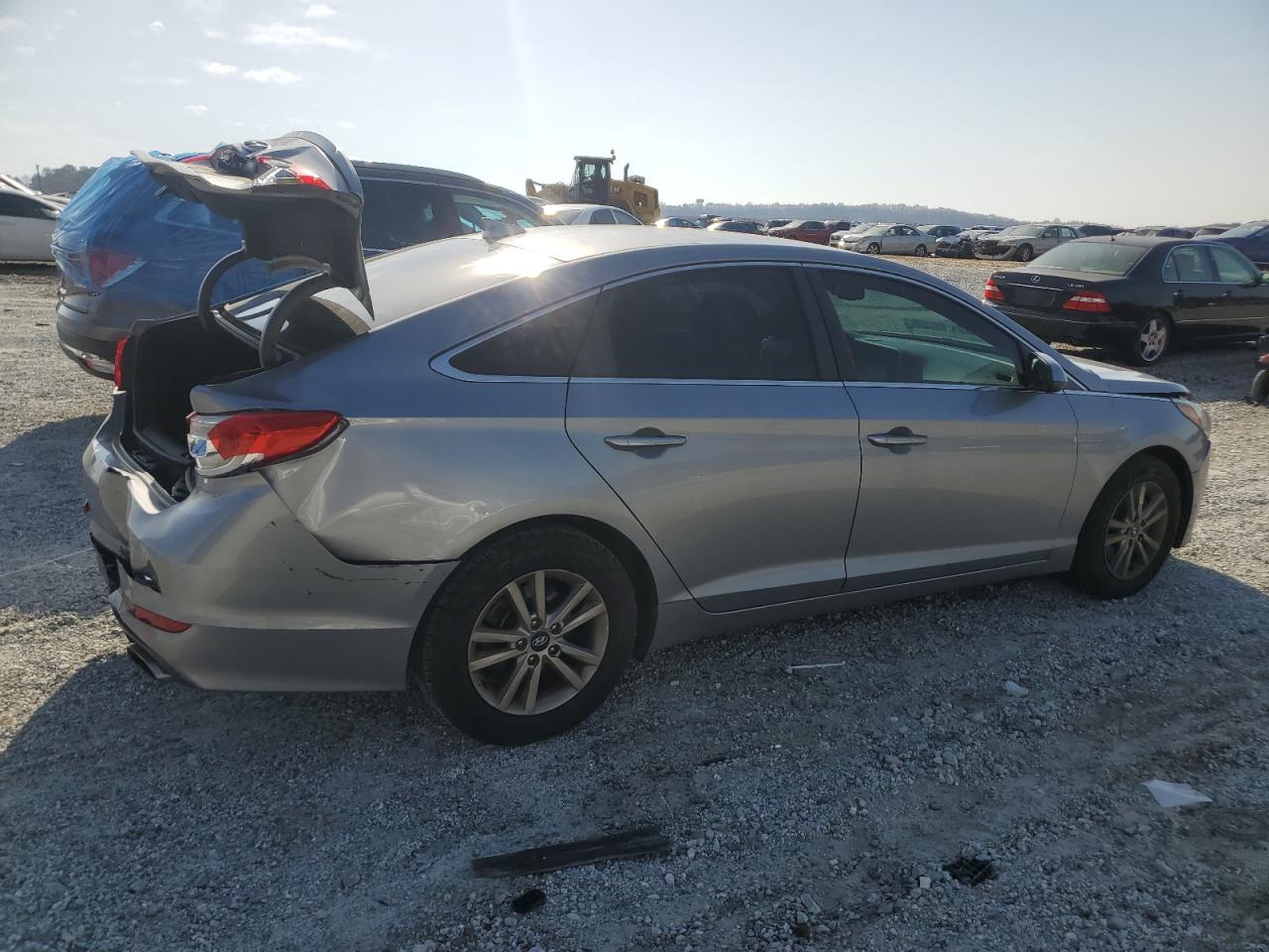 2016 Hyundai Sonata - Image 3