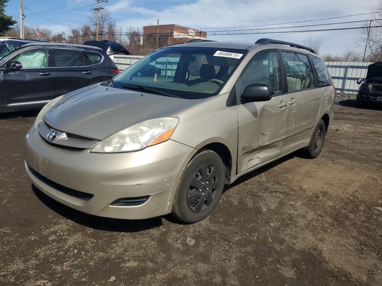 2010 Toyota Sienna - Image 1