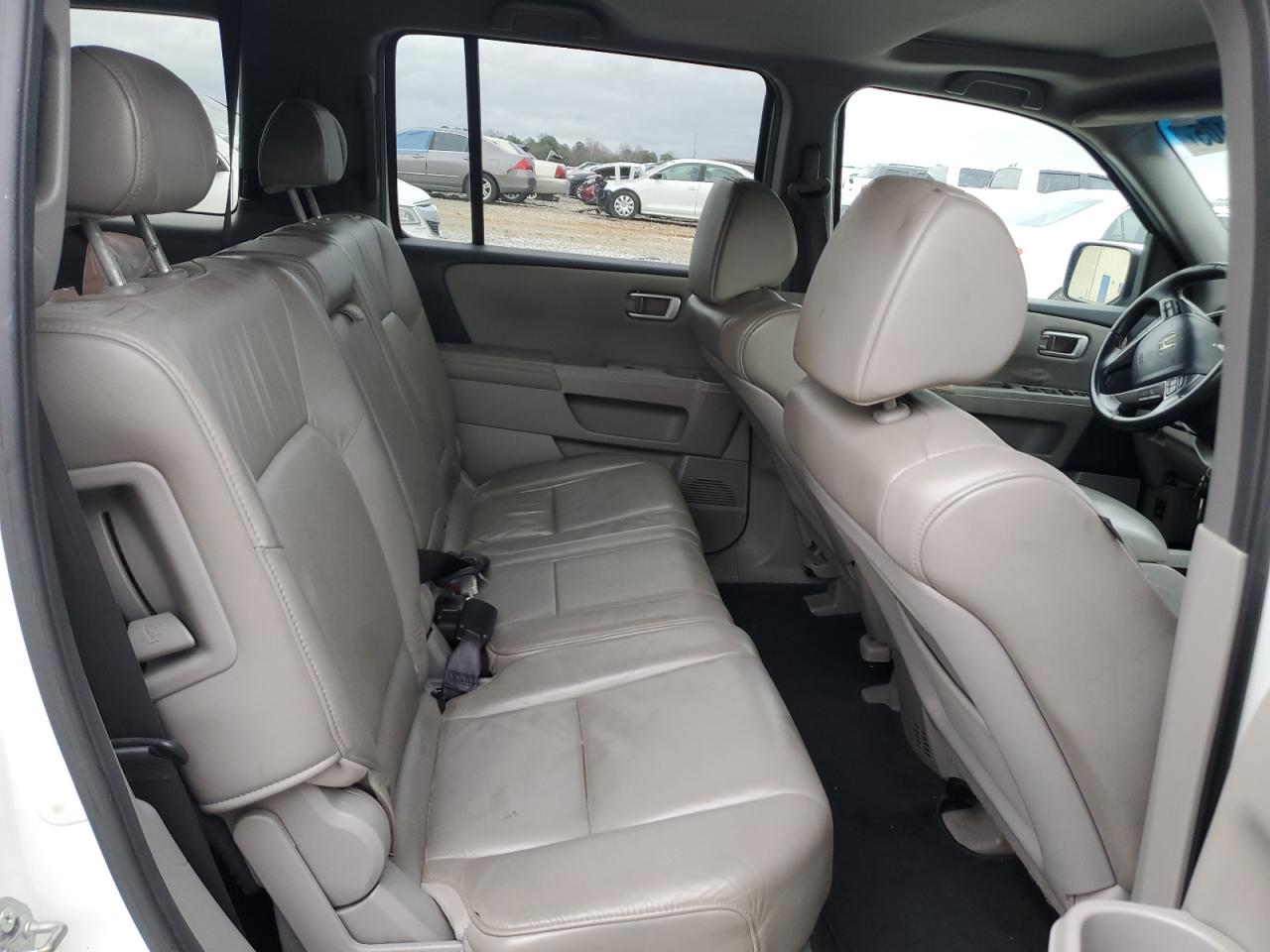 2011 Honda Pilot - Image 11