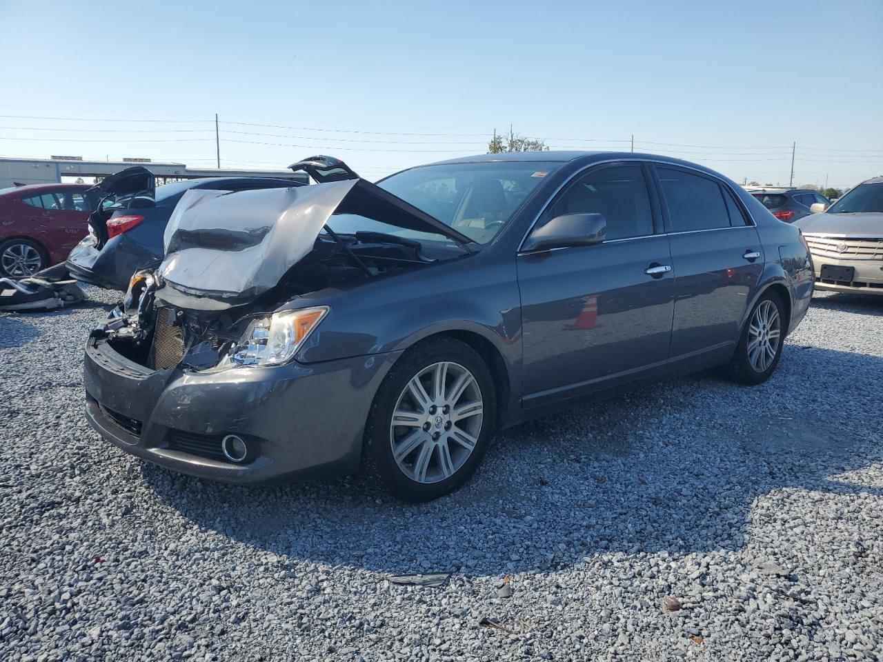 2009 Toyota Avalon - Image 1
