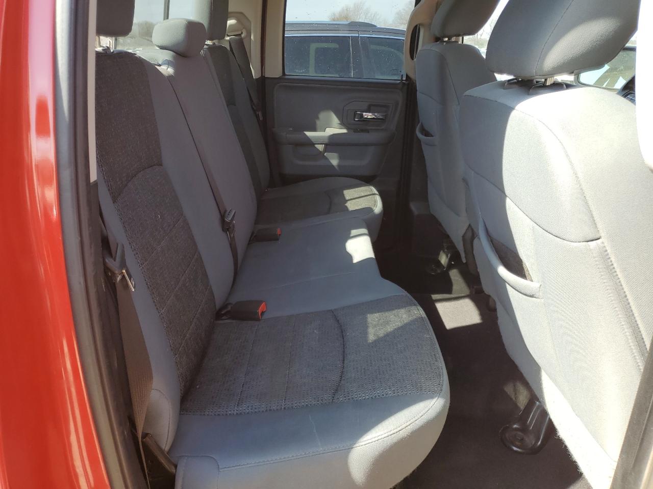 2014 RAM 1500 - Image 10