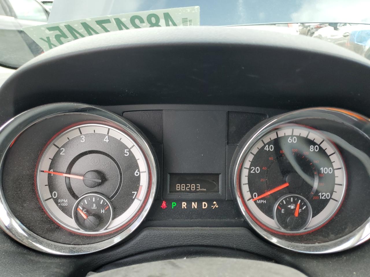 2014 Dodge Caravan - Image 9