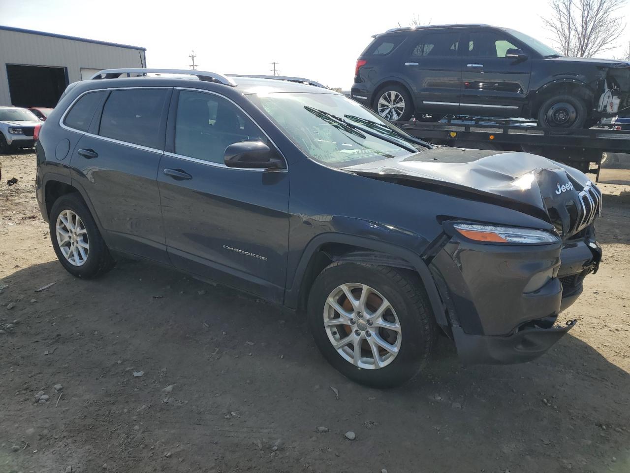2018 Jeep Grand Cherokee - Image 4