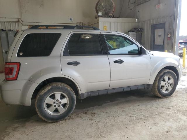 Parquets FORD ESCAPE 2012 Silver