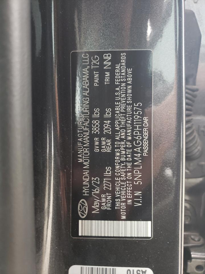 2023 Hyundai Elantra - Image 14