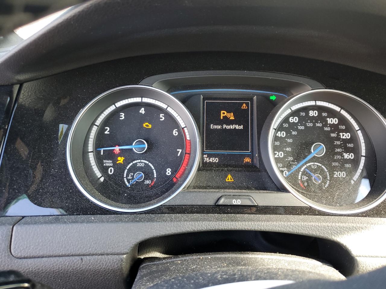 2017 Volkswagen Golf - Image 9