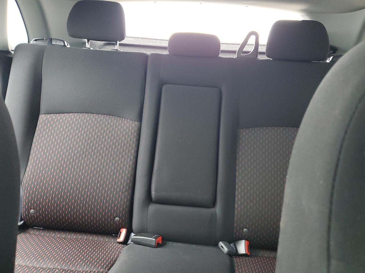 2018 Mitsubishi Outlander - Image 10