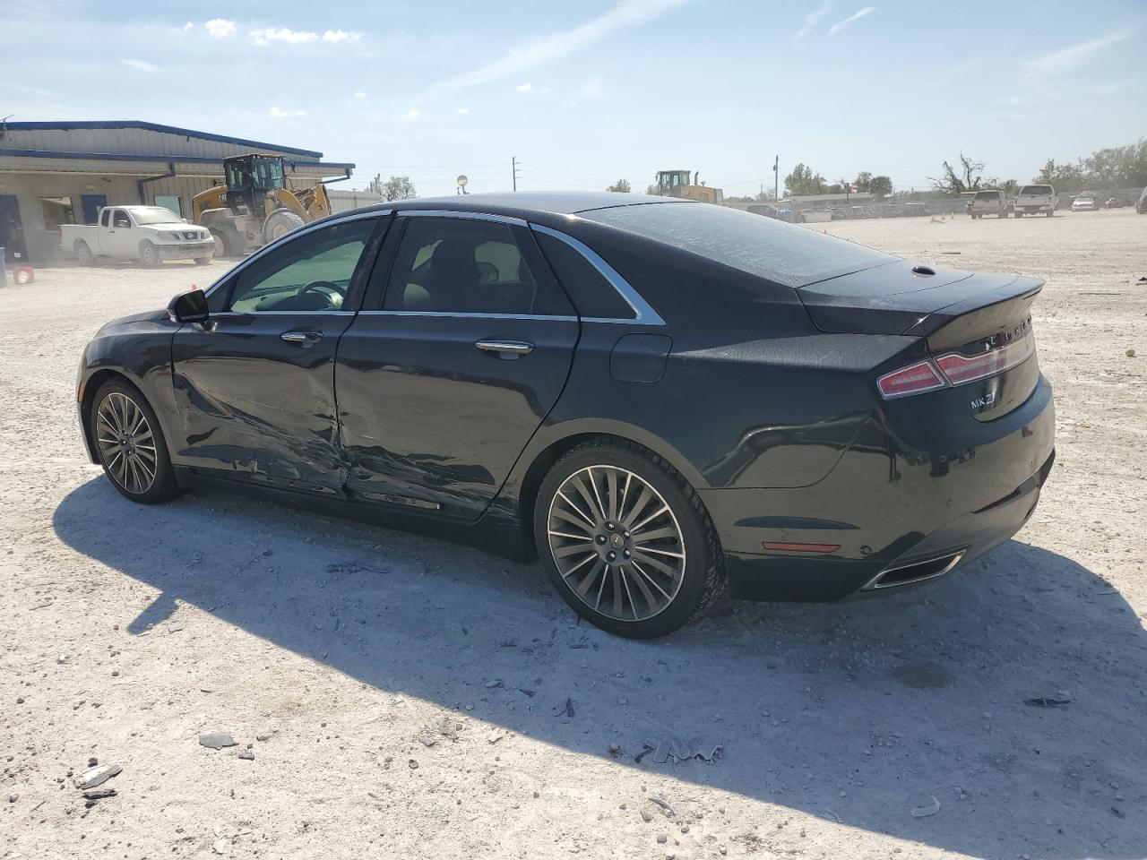 2013 Lincoln MKZ - Image 2