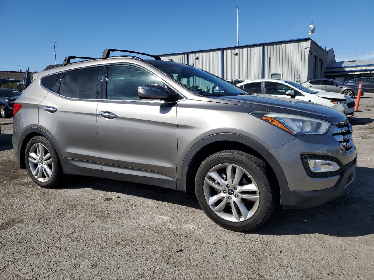 2015 Hyundai Santa Fe - Image 4