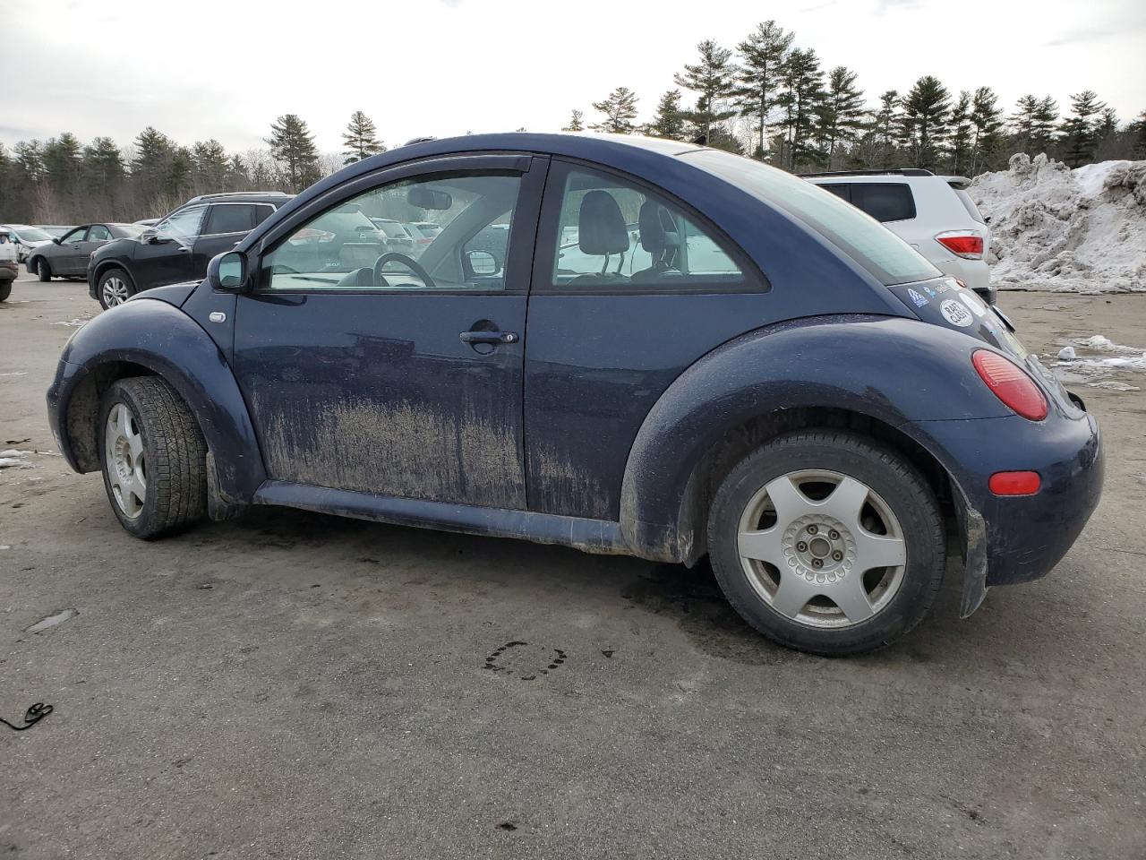 2001 Volkswagen Beetle - Image 2