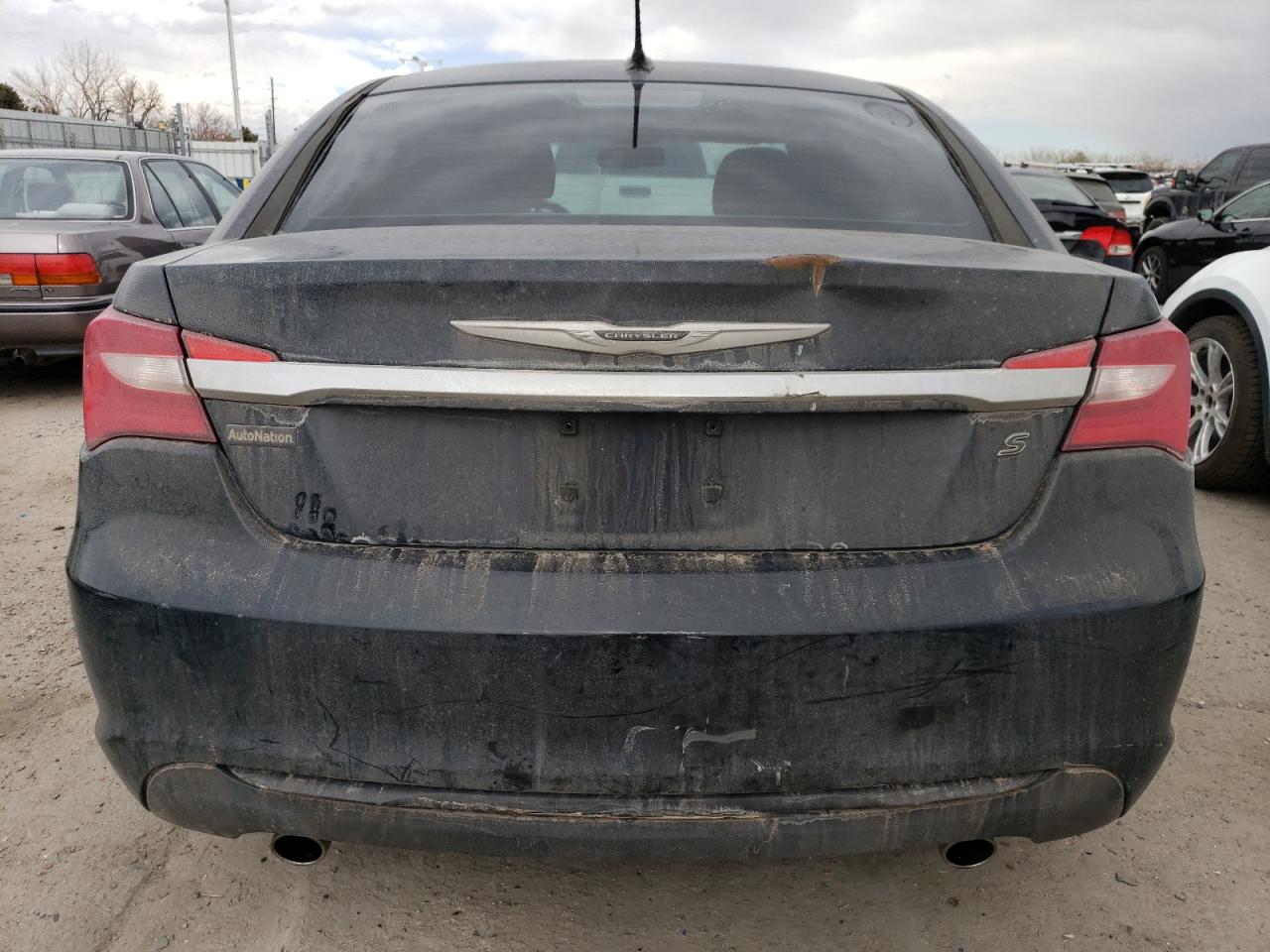 2013 Chrysler 200 - Image 6