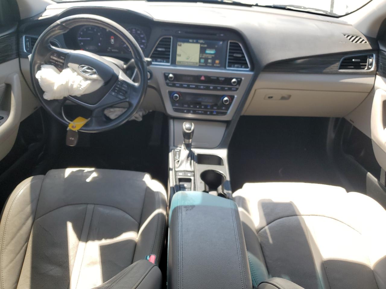 2015 Hyundai Sonata - Image 8