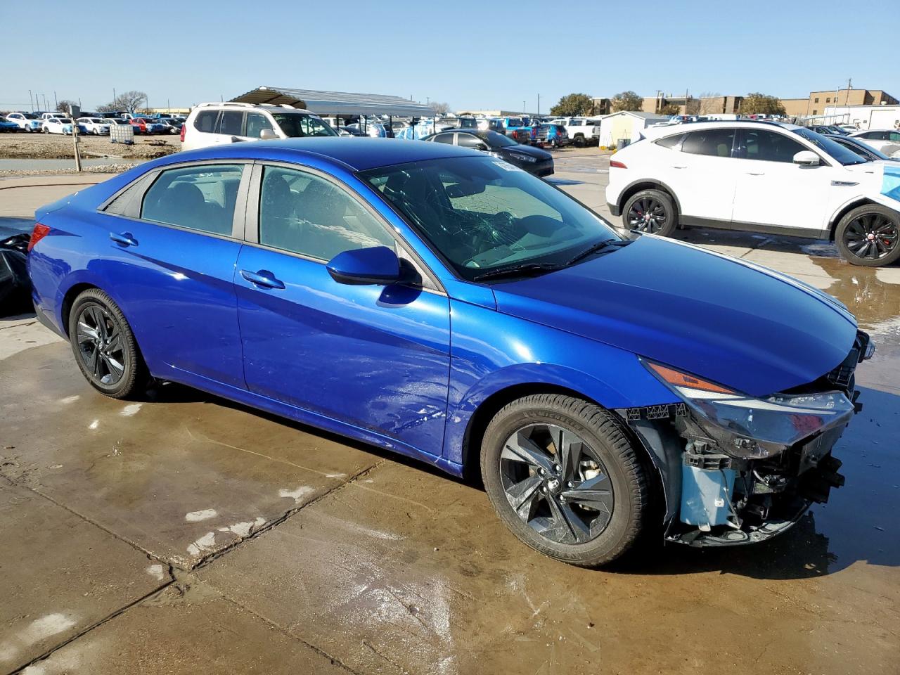 2022 Hyundai Elantra - Image 4