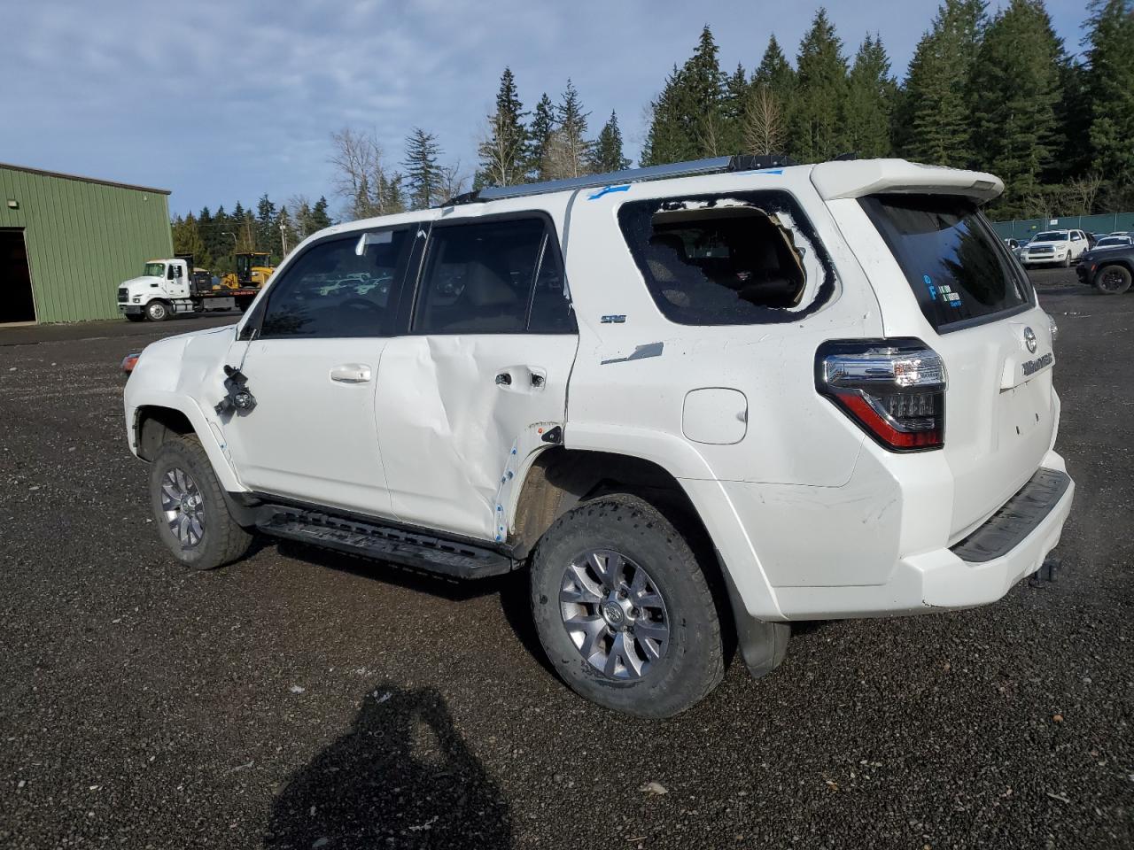 2020 Toyota 4Runner - Image 2