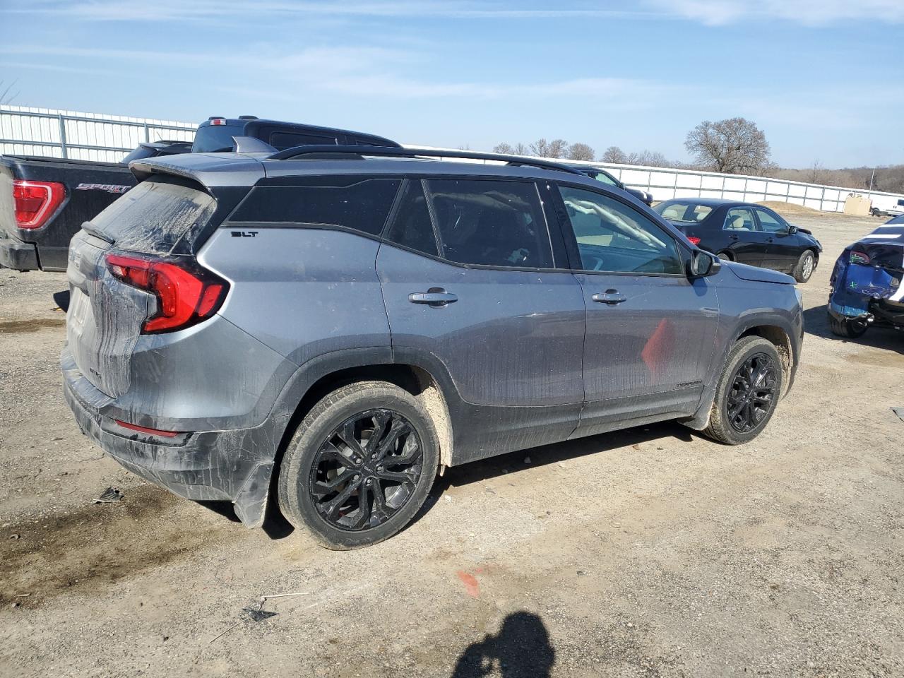 2021 GMC Terrain - Image 3