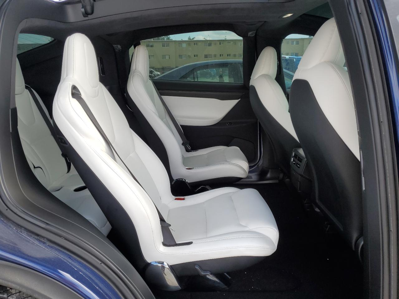 2021 Tesla Model X VIN: 5YJXCBE49MF322768 Lot: 48588175