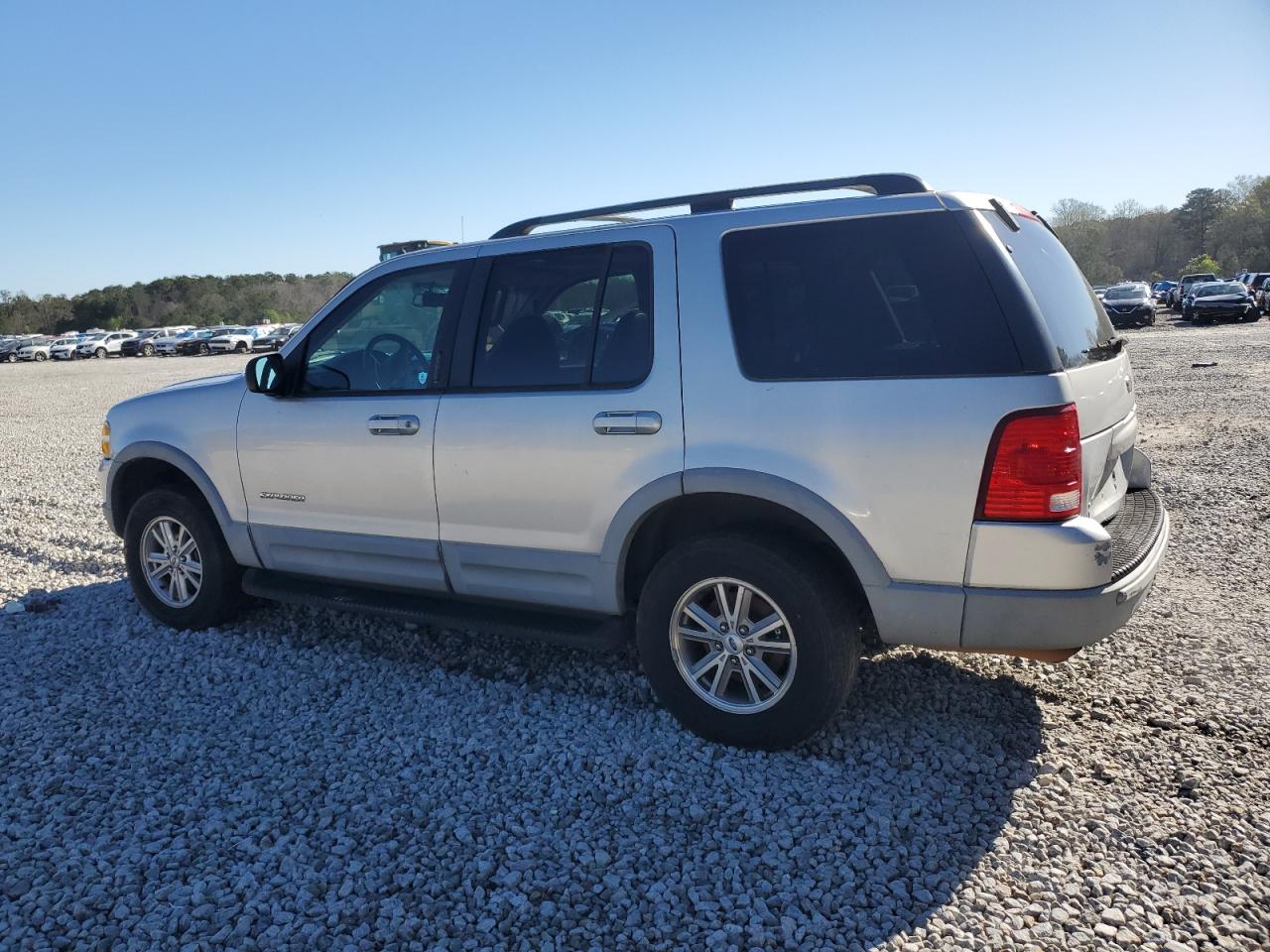2002 Ford Explorer - Image 2