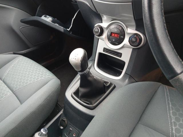 2009 FORD FIESTA 1.4 TITANIUM 5DR