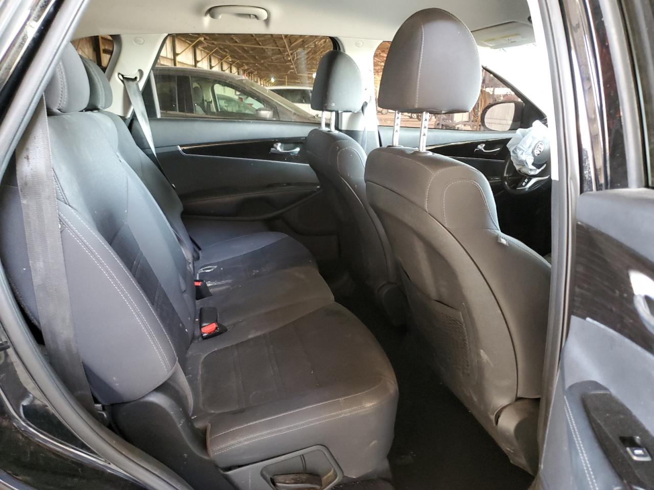 2019 Kia Sorento - Image 11