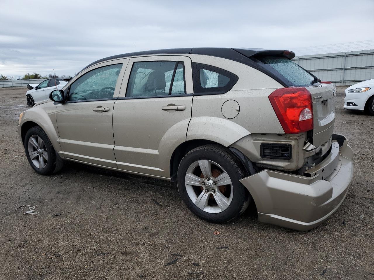 2010 Dodge Caliber - Image 2